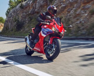 2025 CBR500R