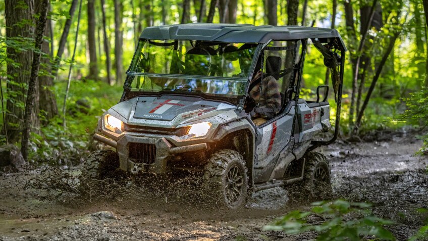 2025 Pioneer 1000-5P Trail SE